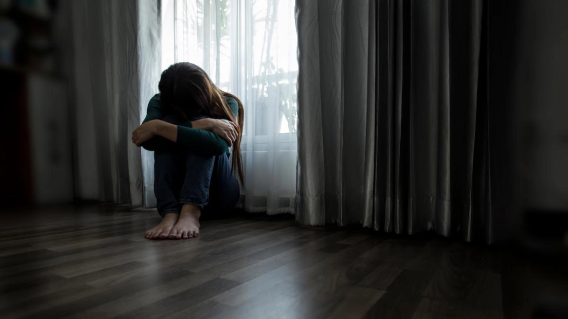 Sute de femei au fost ucise de parteneri. Inspecția Judiciară demarează un control de amploare