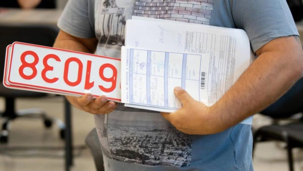 A fost promulgată legea privind înmatricularea online a autovehiculelor. Ce pevede aceasta