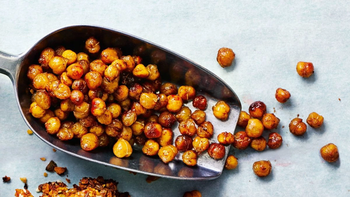 Delicii dulci și sărate cu năut prăjit. Simplu de făcut și plin de nutrienți