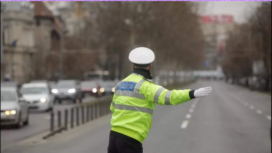 Polițistul din Botoșani, lovit de mașină în timp ce dirija circulația, se zbate între viață și moarte