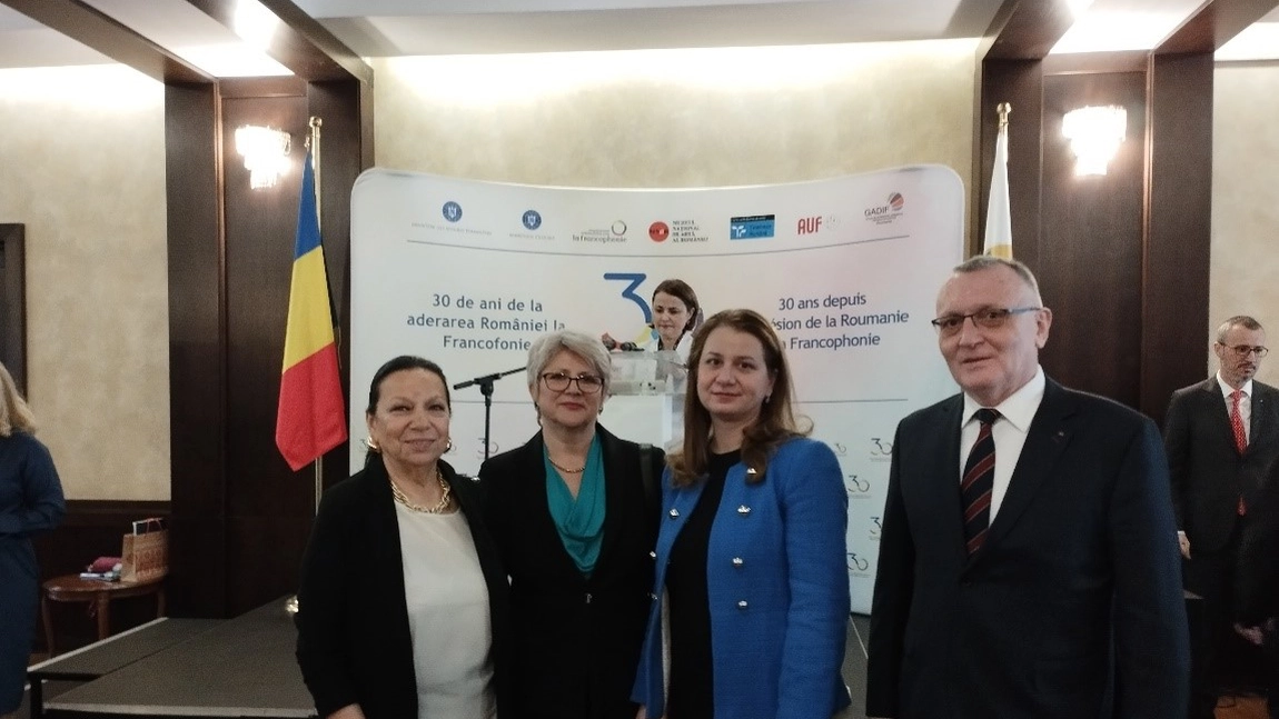 Un profesor de la Colegiul Național Pedagogic „Vasile Lupu” Iași a fost decorat cu înalta distincție Ordinul „Meritul pentru Învățământ” în grad de „Cavaler” - FOTO
