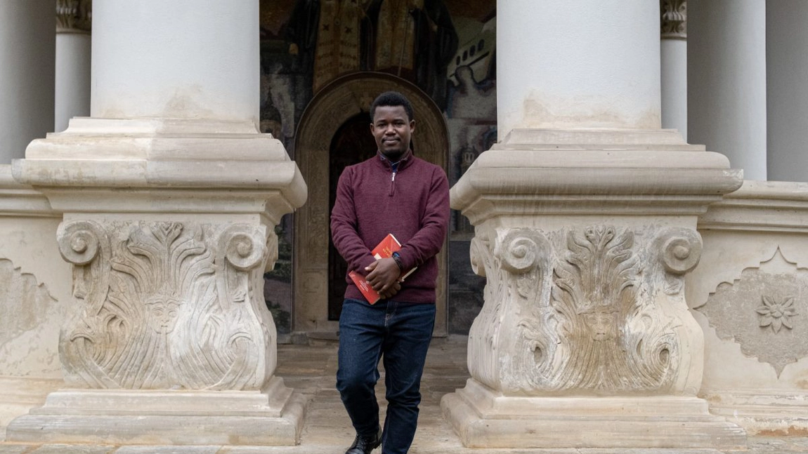 De la inginerie la teologie, din Uganda la Iași. Iată povestea lui Tikhon Kalakulya