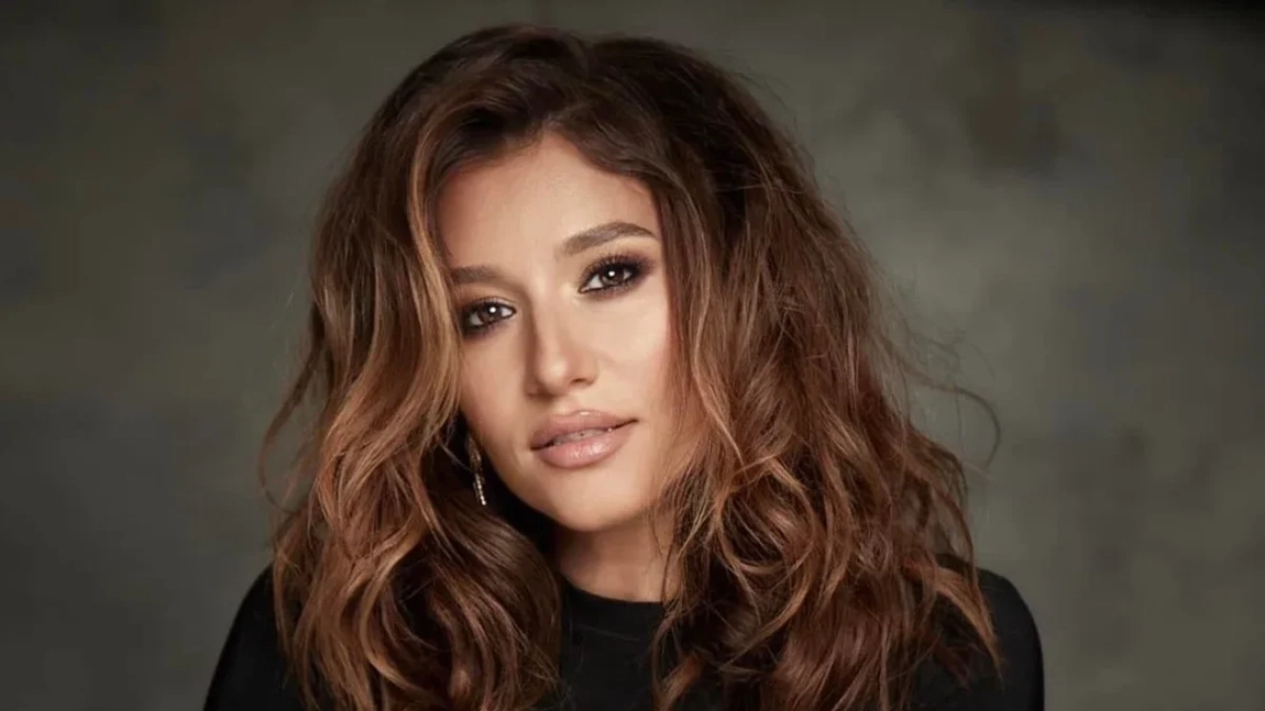 Claudia Pătrășcanu a plecat în vacanță cu băieții ei și ai lui Gabi Bădălău! Ce destinație a ales artista