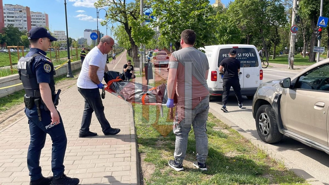 Iată cine este tânărul care s-a spânzurat în Podu Ros. S-a sinucis în urmă cu trei zile - EXCLUSIV