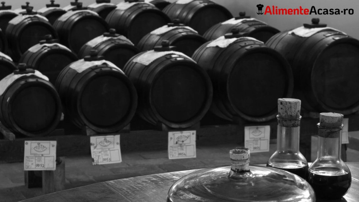 Cumpărăturile tale de Paște, mai rapide cu AlimenteAcasă.ro! Alege un oțet balsamic pentru masa de sărbători