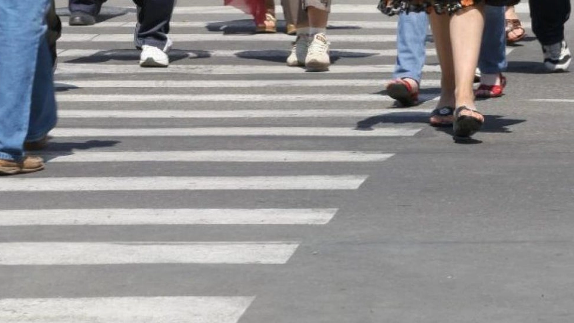 Atenție, șoferi! Se schimbă regulile la trecerile de pietoni