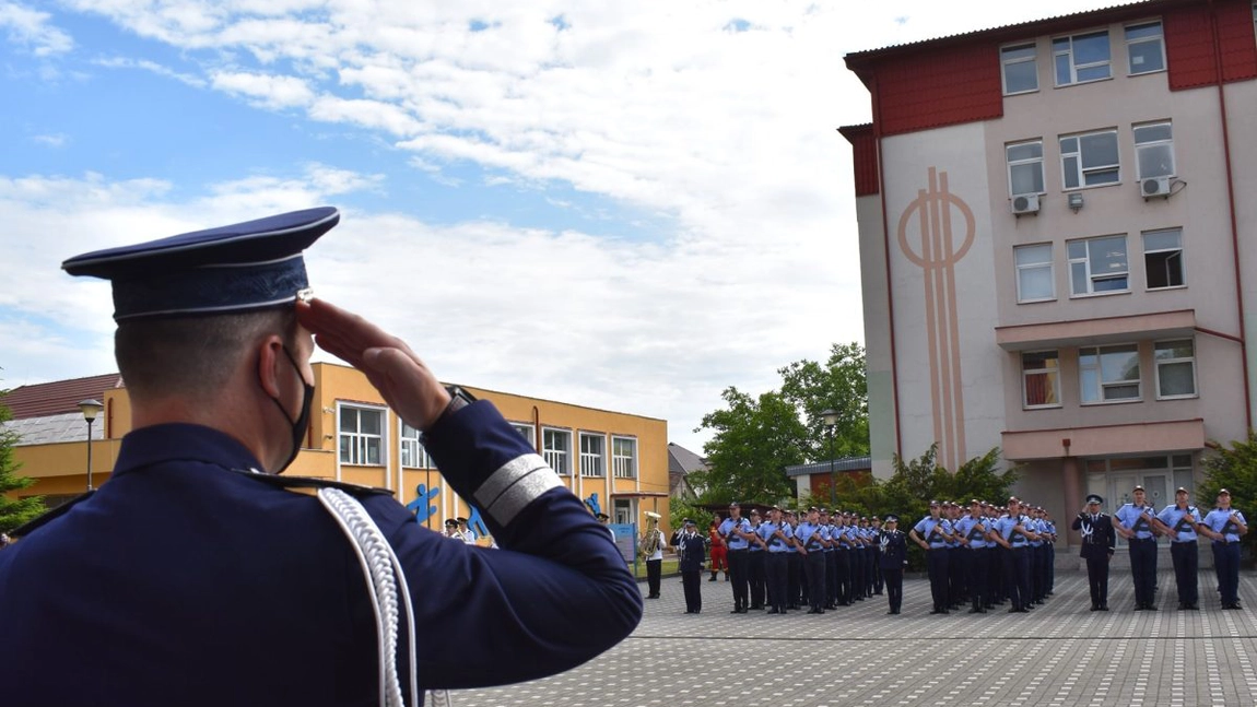 S-a dat startul înscrierilor pentru școlile de agenți de poliție