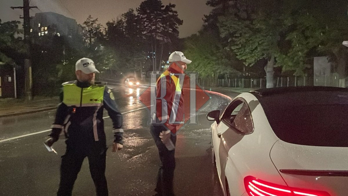 Bolizi de zeci de mii de euro, opriți în trafic, la Iași. Polițiștii verifică șoferii la sânge în zona Copou, înainte de restaurantul „La Castel” - FOTO/VIDEO