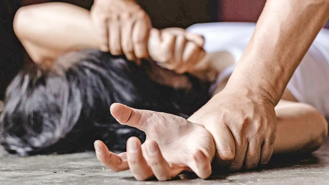 Acuzații de viol într-un liceu! O adolescentă a fost obligată să întrețină relații sexuale. Cine sunt agresorii