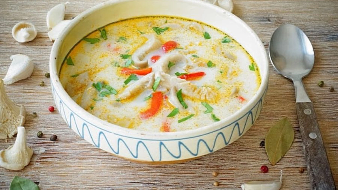 Ciorba de burtă falsă cu ciuperci pentru post: rețeta de post neapărat de încercat pentru o masă delicioasă.
