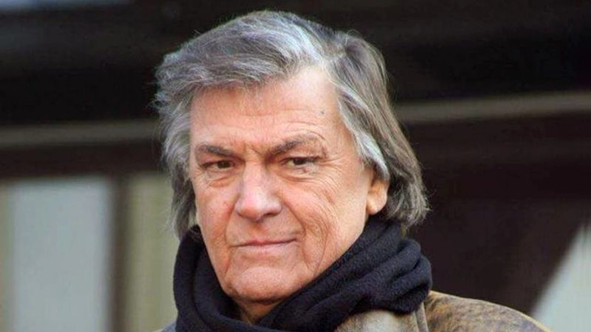 Florin Piersic a transmis un mesaj emoționant, chiar de pe patul de spital! Actorul a anunțat când se va întoarce pe scenă: „Aștept cu nerăbdare să ne vedem la Teatrul Național din București”