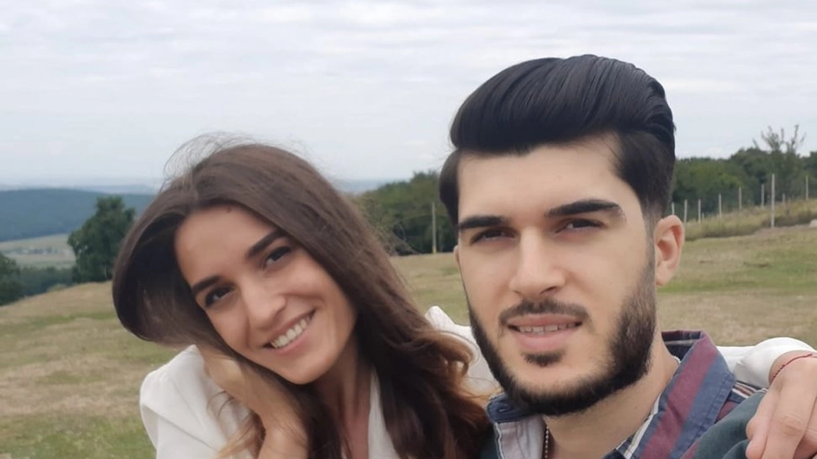 Ionela şi George, tinerii care au murit în accidentul de lângă Iaşi, urmau să se căsătorească în weekend. Dansul mirilor va avea loc în cer
