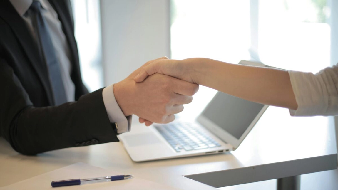 Se schimbă legea pentru vechimea în muncă. Toți românii trebuie să știe asta