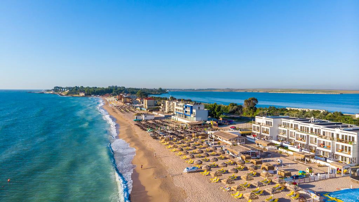 Pe Litoralul românesc te poţi caza cu 200 de lei pe noapte la all-inclusive! Despre ce stațiune este vorba