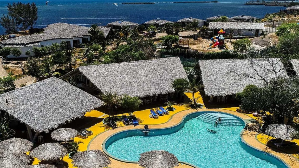 Cât costă cazarea la resortul lui Radu Mazăre din Madagascar. Iată ce activități poți face acolo