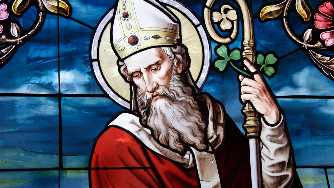 Viața Sfântului Patrick, luminătorul Irlandei. Apărătorul creștinilor care a dus o viață austeră în numele lui Iisus Hristos