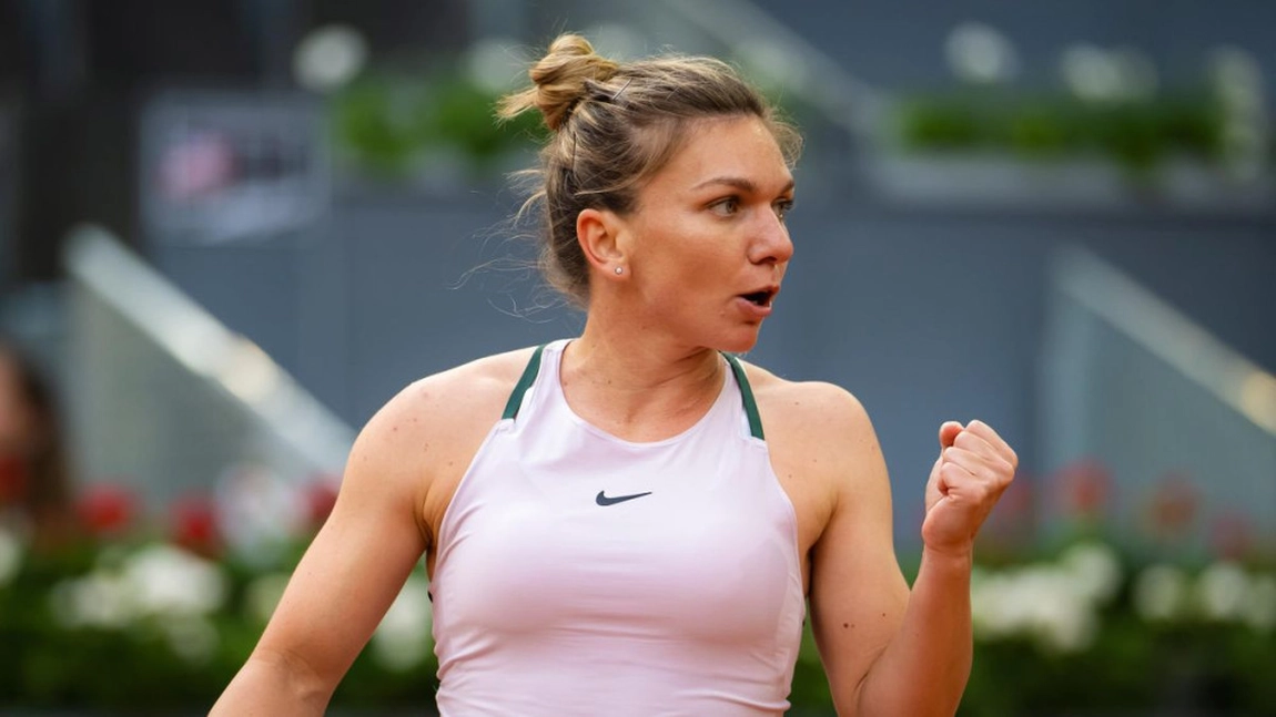 Simona Halep s-a accidentat și a abandonat în al doilea meci de după revenirea în competiții, la Paris