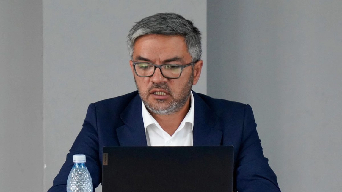 Primarul Ciprian Grosu își vinde vila din capăt Copou la un preț astronomic! Casa este împânzită cu sisteme de securitate