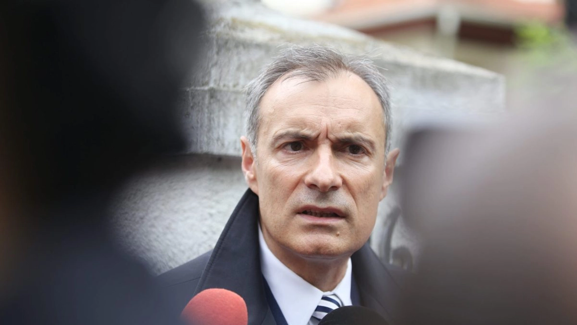 Procurorii au mers pe urma banilor fostului șef SRI, Florian Coldea. Dedesubturile afacerii în care se învârteau bani grei
