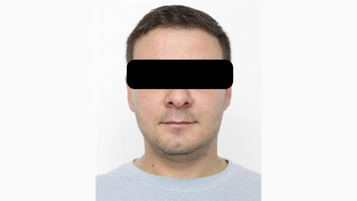 Polițiștii din Iași sunt ținuți în șah. Individul care a întreținut relații intime cu fiica sa adolescentă în vacanțe și locuri publice a fugit din țară. Va fi vreodată prins? - FOTO