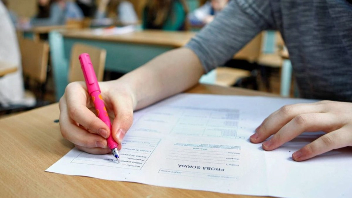 Mâine, începe examenul de Evaluare Națională 2024! Un număr de 7.034 de elevi din județul Iași sunt așteptați să participe la probe