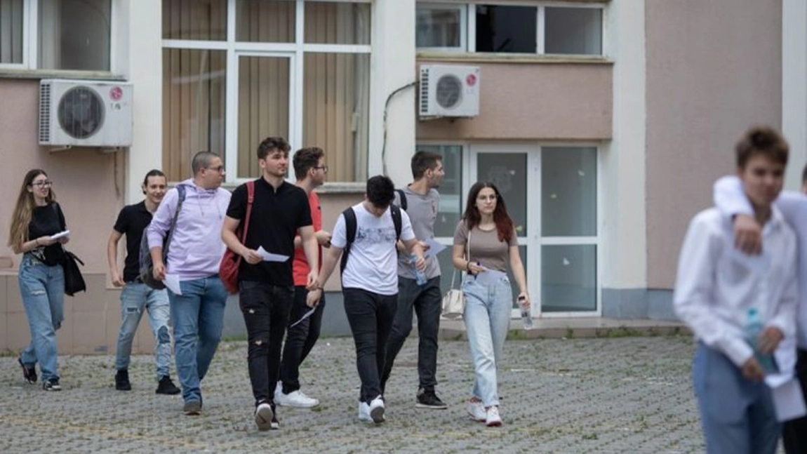Primele reacții ale elevilor care au susținut proba orală a examenului de Bacalaureat 2024: „Subiectele au fost accesibile”