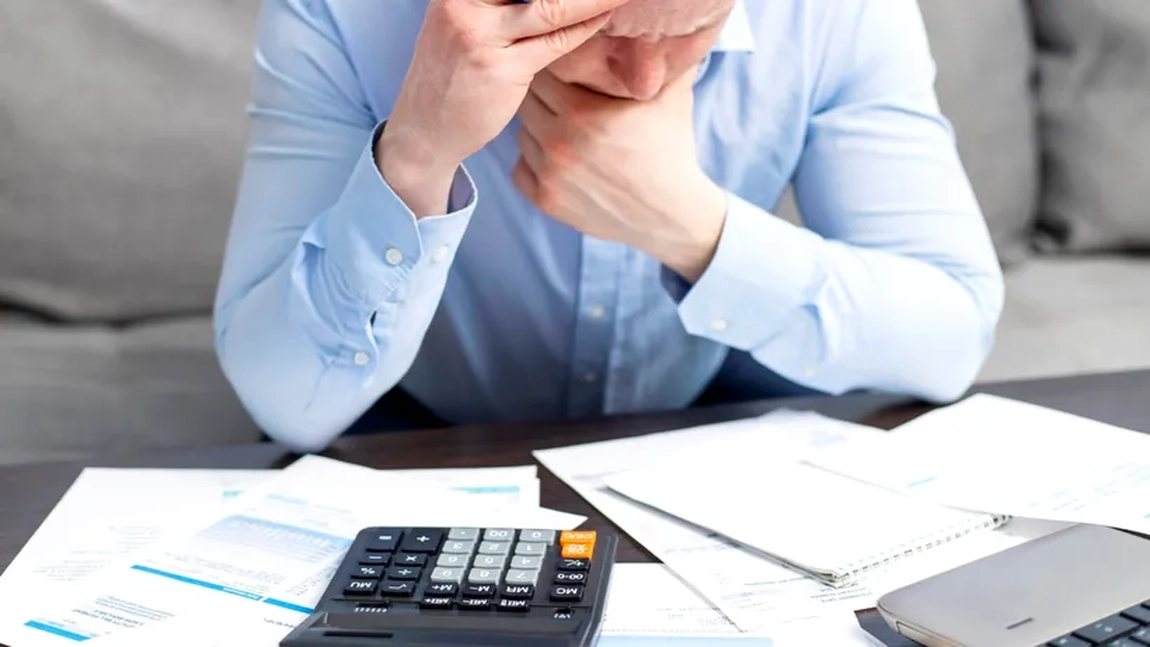 Facturi mai scumpe cu 6% în această vară. Iată ce alte scumpiri îi așteaptă pe români