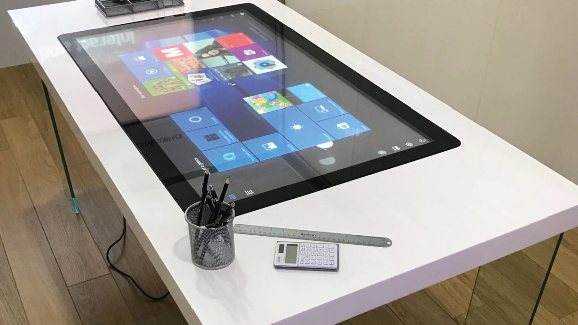 Școlile din comuna Horlești vor avea zeci de table interactive, laptopuri și scannere portabile! Valoarea investiției depășește suma de 400.000 de lei