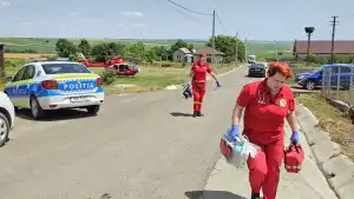 Elicopterul SMURD intervine la Ibănești, Botoșani, unde patru muncitori au căzut într-un bazin de decantare - VIDEO, UPDATE