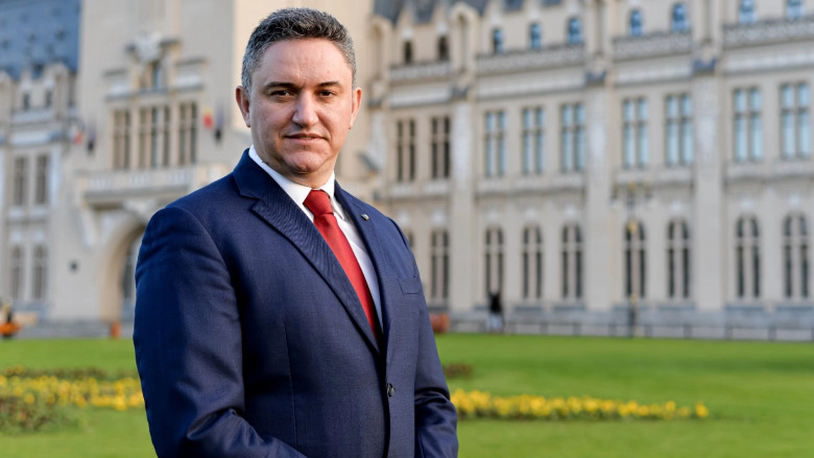 Deputatul AUR Marius Ostaficiuc: ”Țara arde și baba se piaptănă! Coaliția a rezolvat toate problemele și se ceartă pe data prezidențialelor”