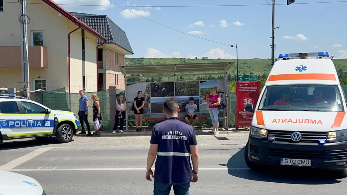 La un pas de tragedie în Lunca Cetățuii. Un șofer beat a lovit un pieton și a fugit. Probleme mari cu trecerile de pietoni din zonă: nu există limitatoare de viteză, nu sunt marcate și nici iluminate - FOTO/VIDEO