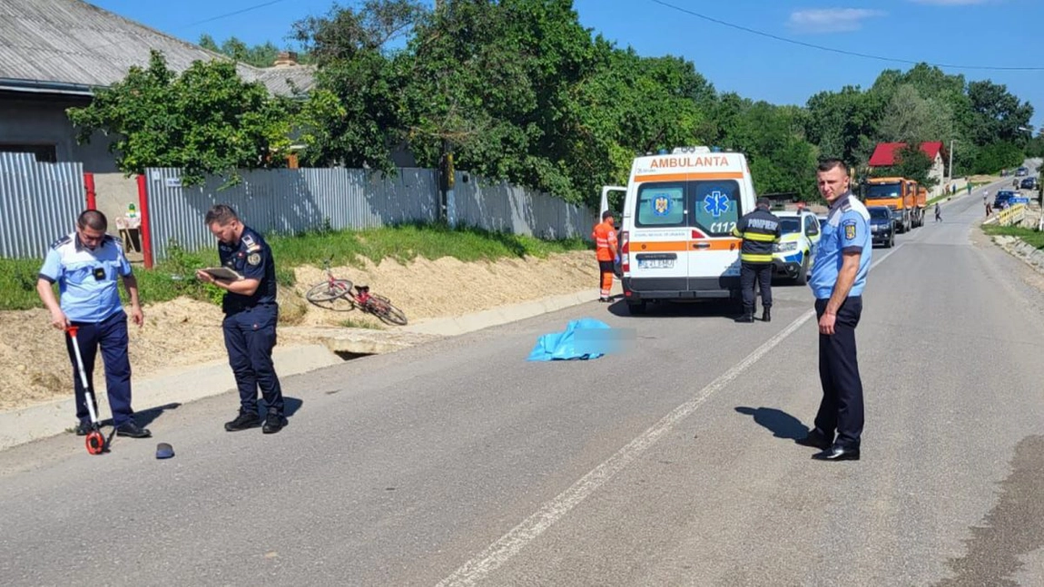 Filmul complet al accidentului mortal din comuna Alexandru Ioan Cuza! Din cauza vitezei, Paul Ionașcu și iubita sa au fost aruncați în aer: „Fata a dat cu capul de capra podului, i-au rămas creierii acolo” – EXCLUSIV/FOTO/VIDEO