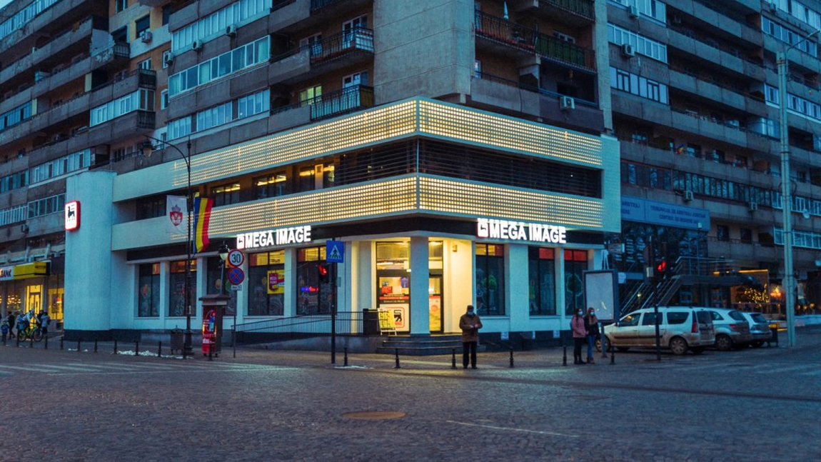 Ce a pățit o tânără din Iași, care a cerut 50 de bani pentru sticla returnabilă. „Am câștigat lupta cu un supermarket” - UPDATE