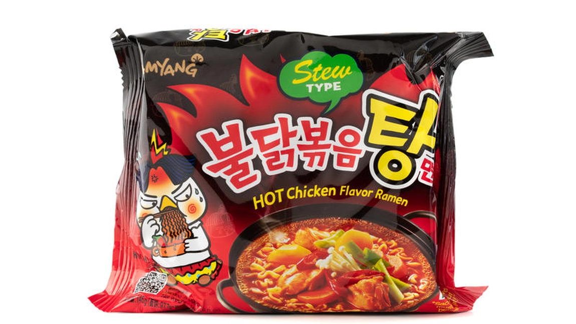 Tăițeii instant ai unei companii sud-coreene au fost retrași de pe piață: Sunt prea picanți