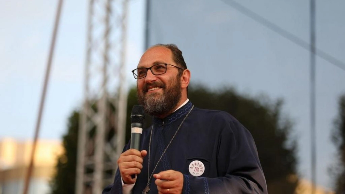 Cele mai frumoase citate de la Părintele Constantin Necula! Vorbe înțelepte care te îndeamnă să îți deschizi sufletul în fața iubirii