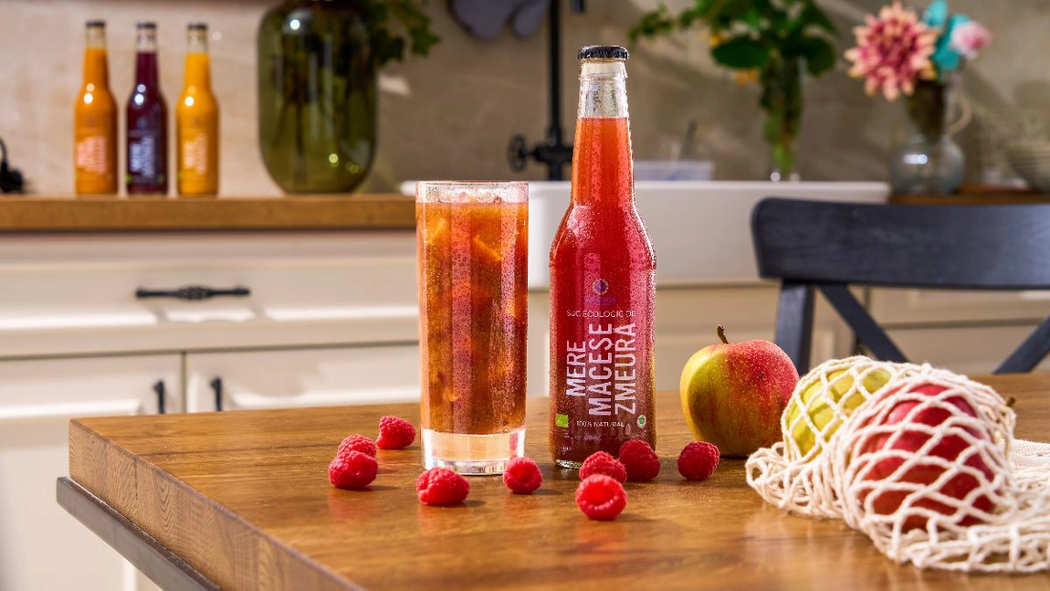 MERE+MĂCEȘE+ZMEURĂ - combinația perfectă de suc natural pentru vară!