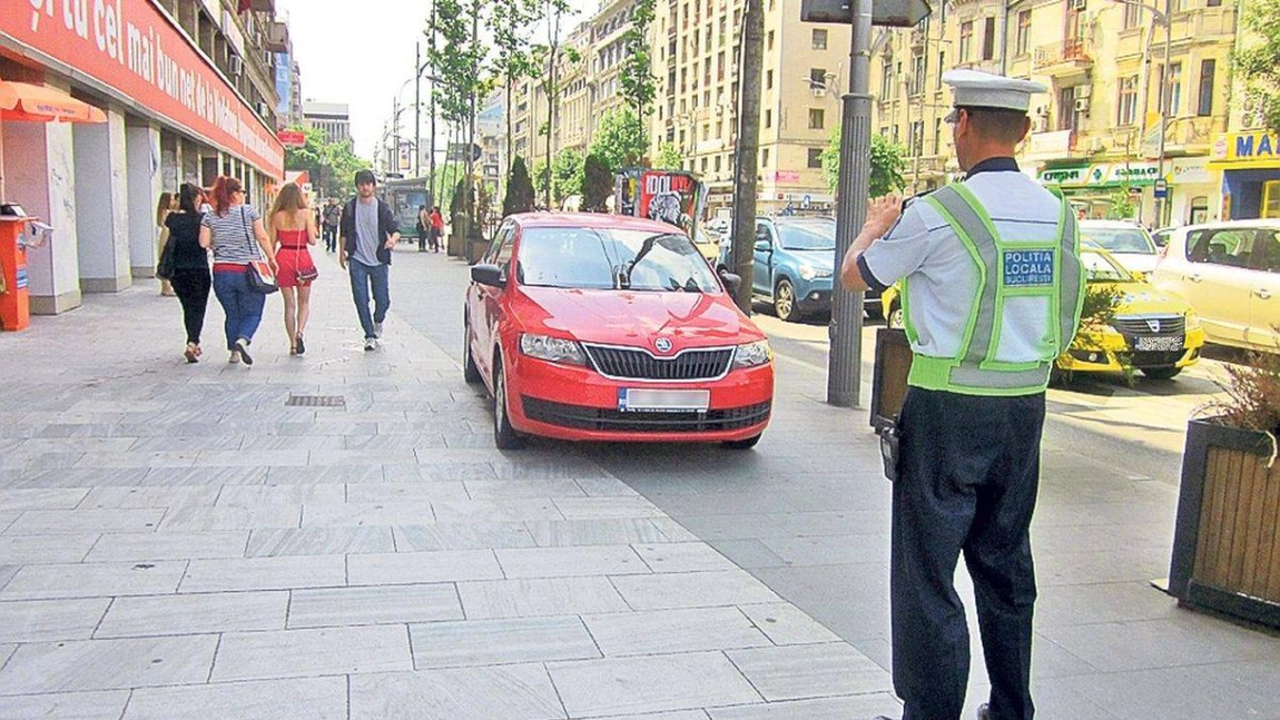A strâns 200 de amenzi pentru neplata parcării! Cât are de plătit bucureșteanul, campion absolut al amenzilor neplătite!