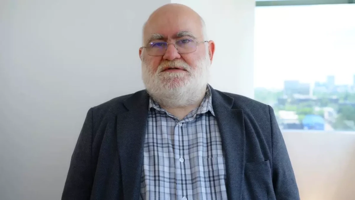 Procurorii caută noi posibile victime ale lui Alfred Bulai. Sociologul este cercetat pentru acuzația de folosire a funcției în scop sexual