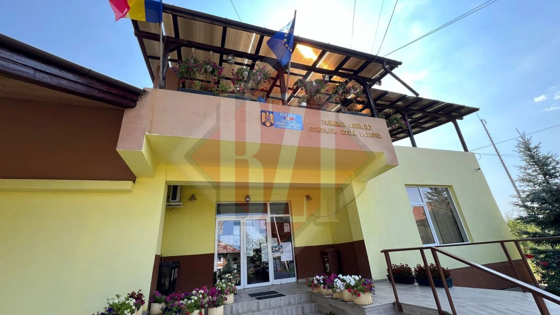 Percheziții la Primăria Dobrovăț! Ofițerii de la SICE au descins în această dimineață - EXCLUSIV, UPDATE