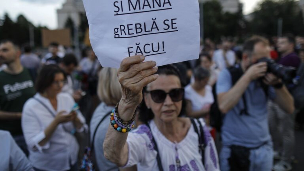 Proteste masive, în București și Iași. Contabilii, economiștii și antreprenorii se împotrivesc abuzurilor legislative și măsurilor fiscale opresive - UPDATE