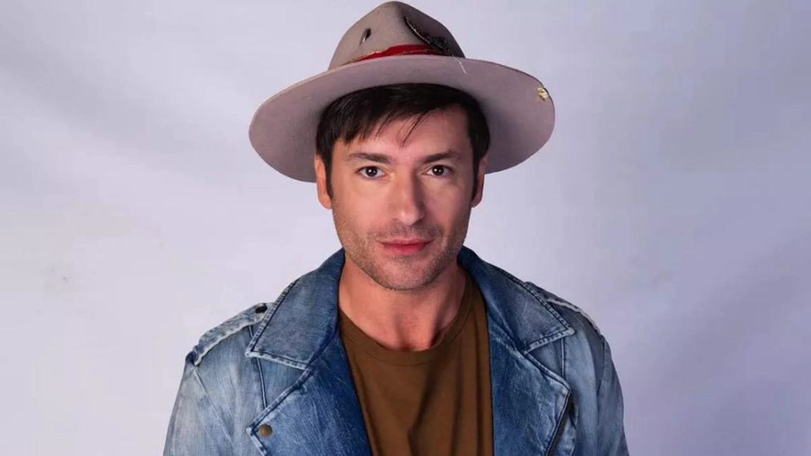 Radu Vâlcan are un frate cu 11 ani mai mic. Cu ce se ocupă tânărul