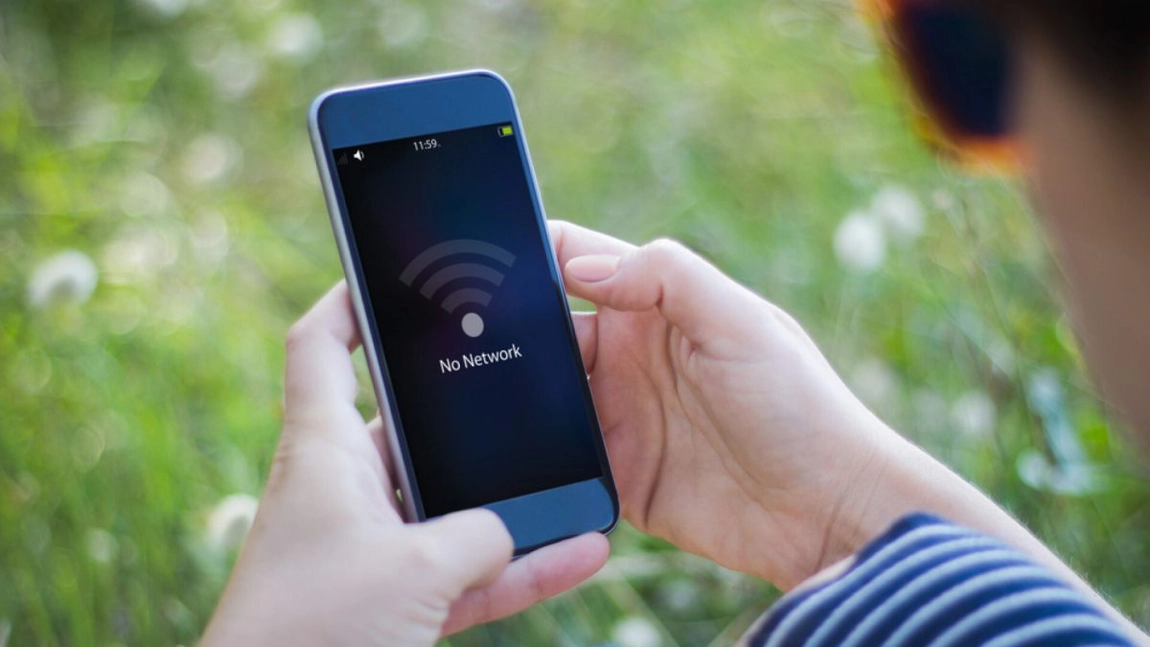 Trucul care iți arată cum să nu mai rămâi niciodată fără semnal la telefon. Se aplică indiferent de locație