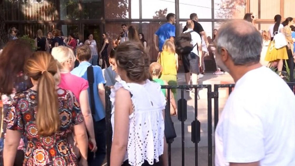 Titularizare 2024. Zeci de profesori au fost eliminați din examen după ce au încercat să copieze