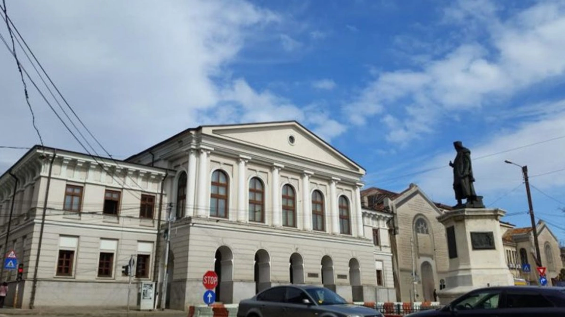 Ieșenii pot admira lucrările absolvenților Universității de Arte din Iași în Copou, până în data de 15 august 2024