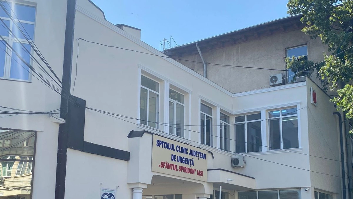 Spitalul Clinic „Sf. Spiridon” Iași cumpără pijamale pentru pacienți, în valoare de circa 40.000 de euro! Pentru aceasta, unitatea medicală a încheiat contracte cu SCM GR 1 Munca Invalizilor Iași