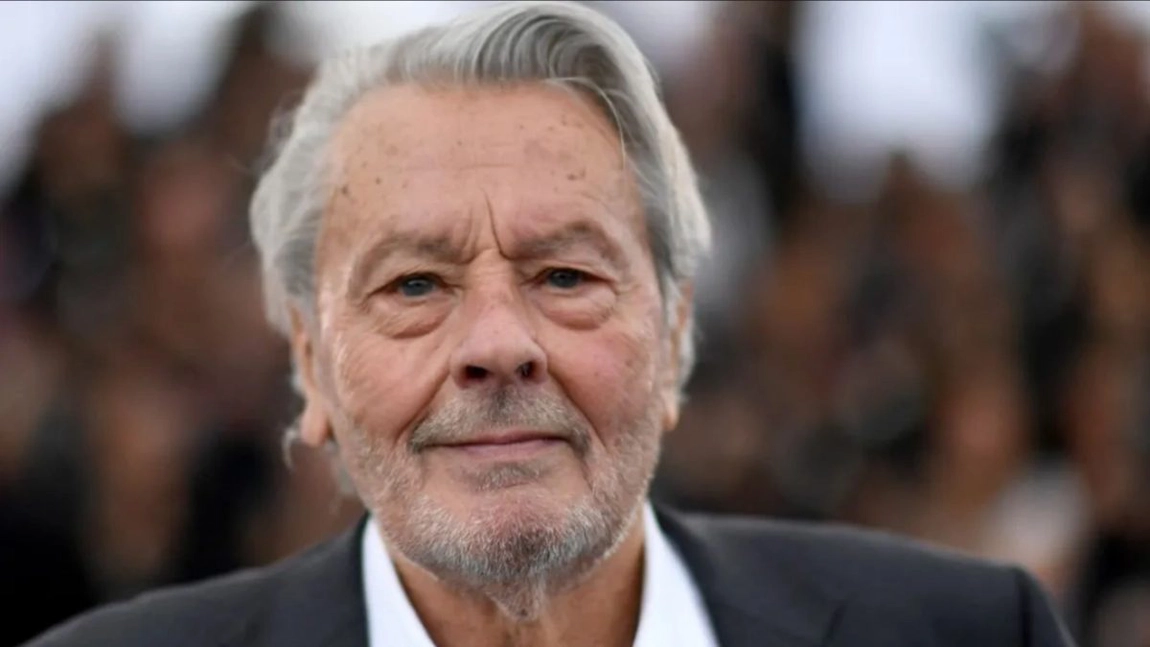 Ce prevede testamentul lui Alain Delon. Cum se împarte averea de 300 de milioane de euro la cei trei copii