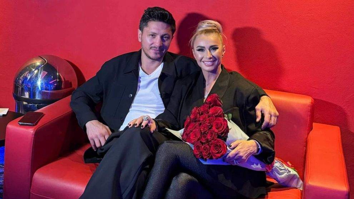 Anamaria Prodan și Ronald Gavril, surprinși în ipostaze romantice, în Dubai. Cât de fericită este impresara alături de iubitul ei