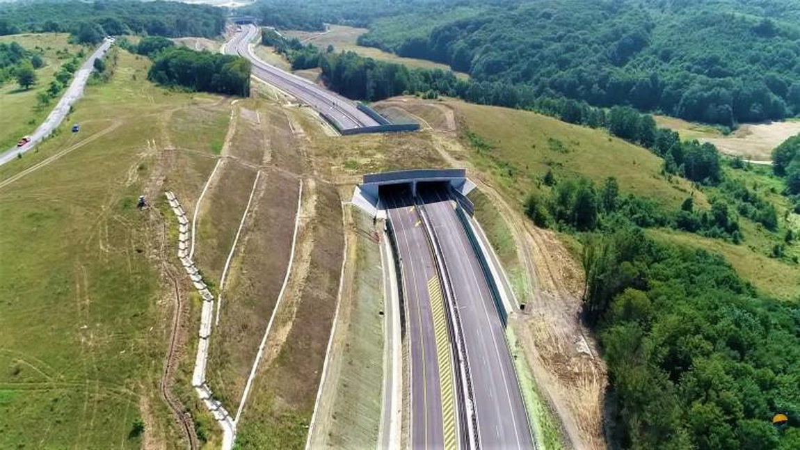Românii sunt nemulțumiți de autostrada cu tuneluri. Iată când vor fi gata lucrările începute în anul 2022