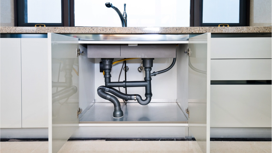 Când este necesară desfundarea țevilor și de ce este atât de importantă?