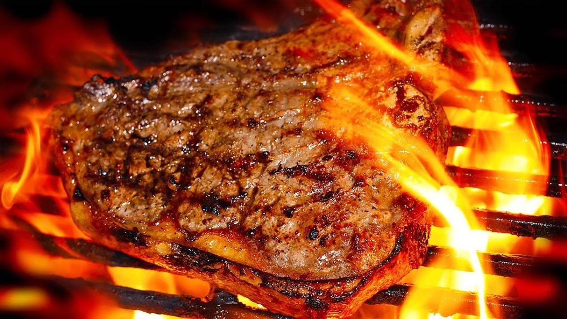 Cum faci cea mai bună ceafă de porc la grătar. Masa perfectă pentru ieșirile la iarbă verde